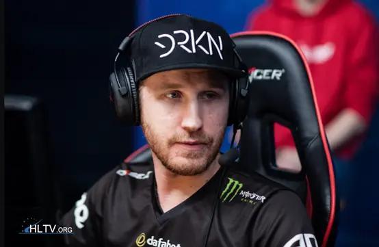 csgo火中天使涂鸦原图(csgo火中天使涂鸦还有吗)？