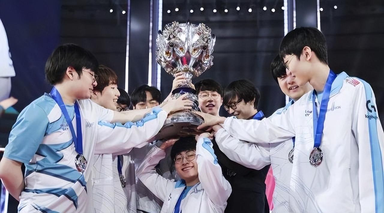 英雄联盟全球总决赛历届冠军,总决赛什么时候开始? 英雄联盟全球总决赛历届冠军,总决赛什么时候开始?