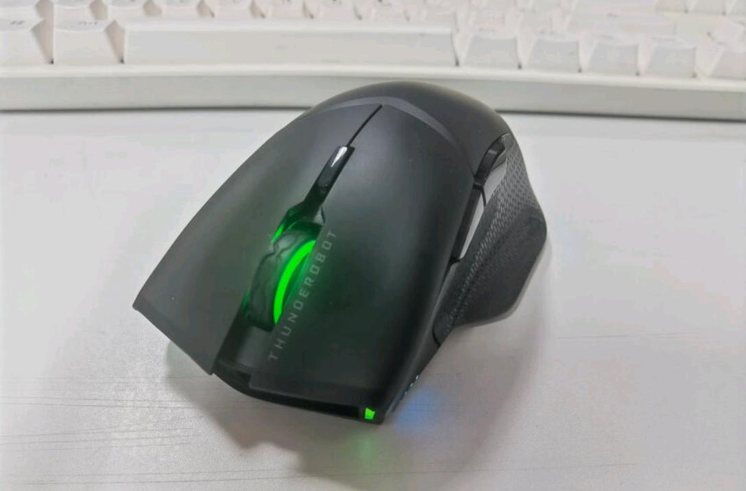 csgo游戏鼠标推荐排行(csgo好用的鼠标)？