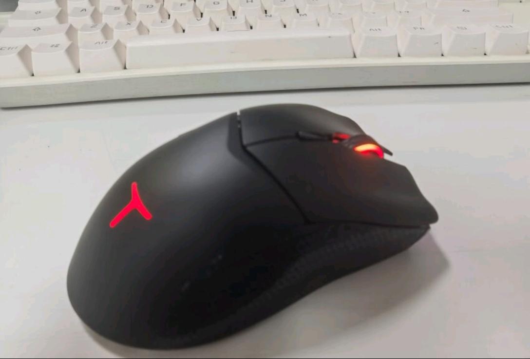 csgo游戏鼠标推荐排行(csgo好用的鼠标)？