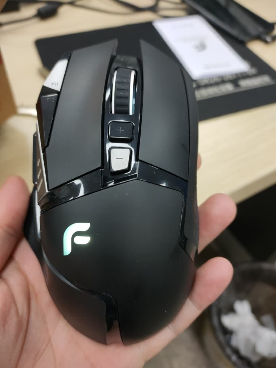 csgo游戏鼠标推荐排行(csgo好用的鼠标)？