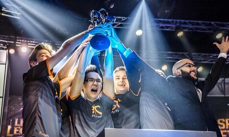 英雄联盟全球总决赛历届冠军,总决赛什么时候开始? 英雄联盟全球总决赛历届冠军,总决赛什么时候开始?